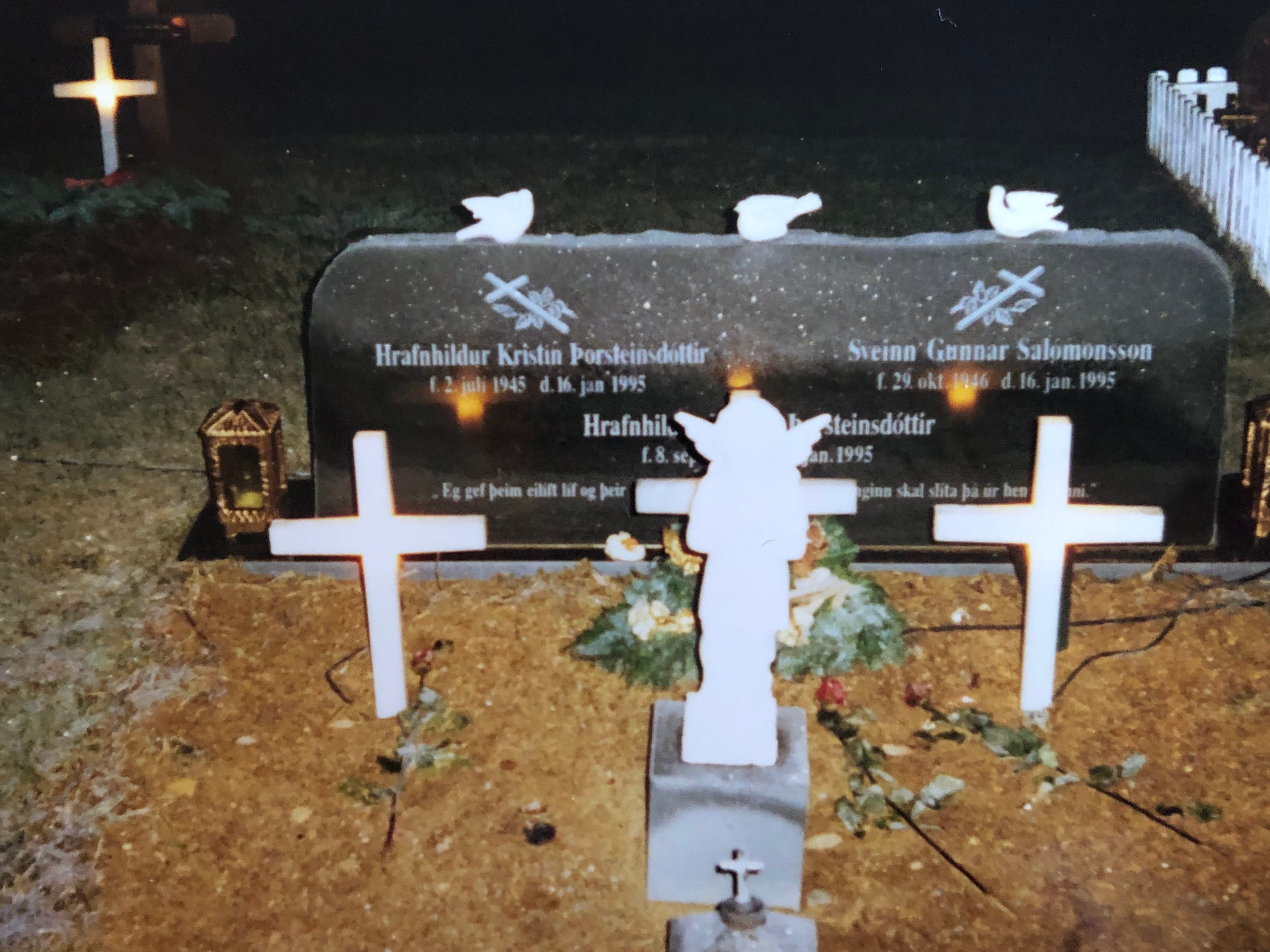 Jólalýsing í Gufuneskirkjugarði 3